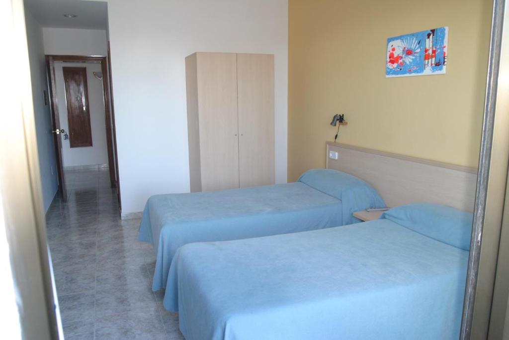 Hostal Sa Prensa Ciutadella  Szoba fotó